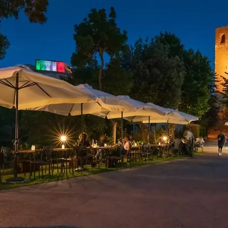 Arcobaleno Guest house San Leo